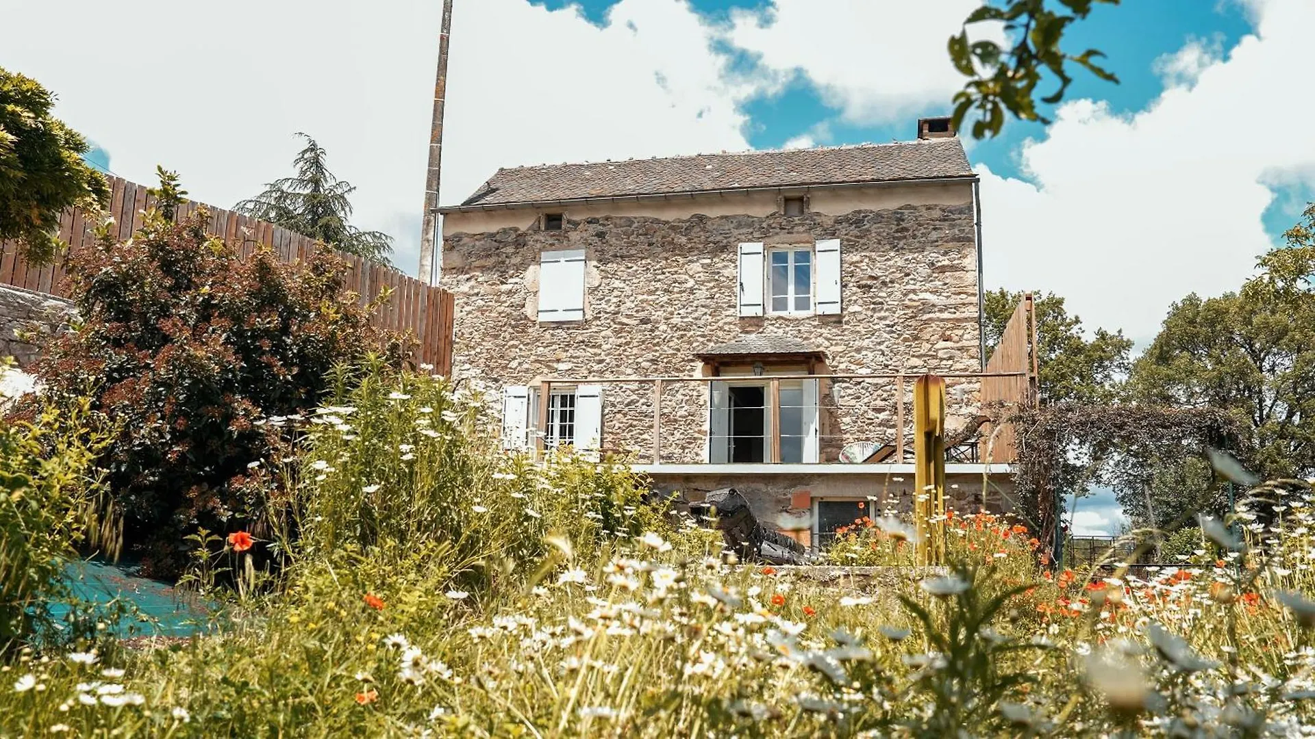 Апартаменты L'Etincelle Secrete - Gite Romantique Entre Cordes Et Najac Le Segur Франция